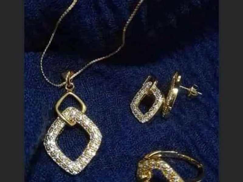 Ensemble bijoux en plaqué