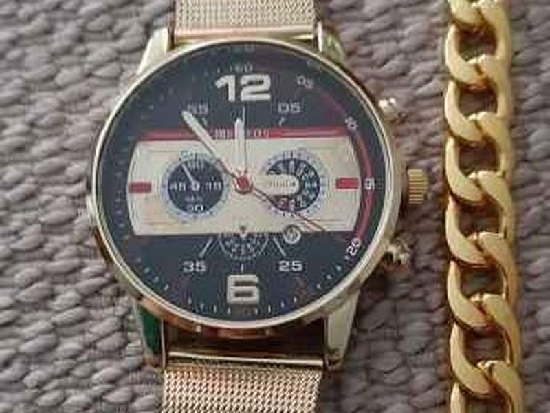 Montre mécanique étanche