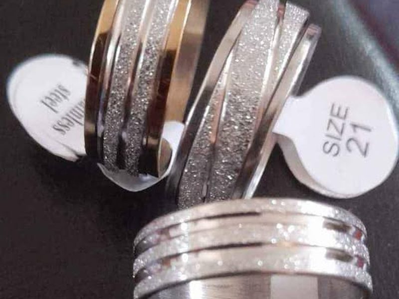Bague en acier inoxydable plaqué Or et argent excellente qualité durable