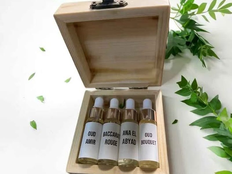 Coffret en bois de 8pces de concentré de parfum 5ml