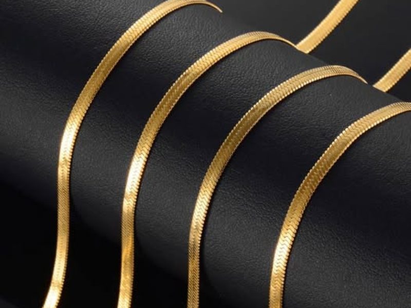 Des bijoux classes et sobres