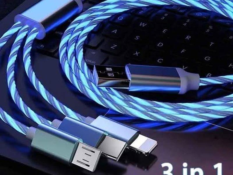 Chargeur lumineux tri connecteurs