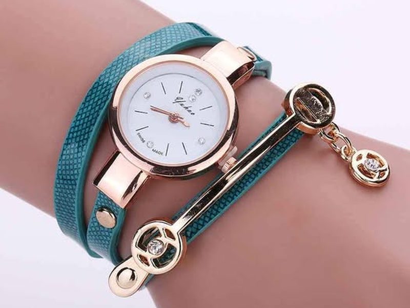Montre bracelets tout en un