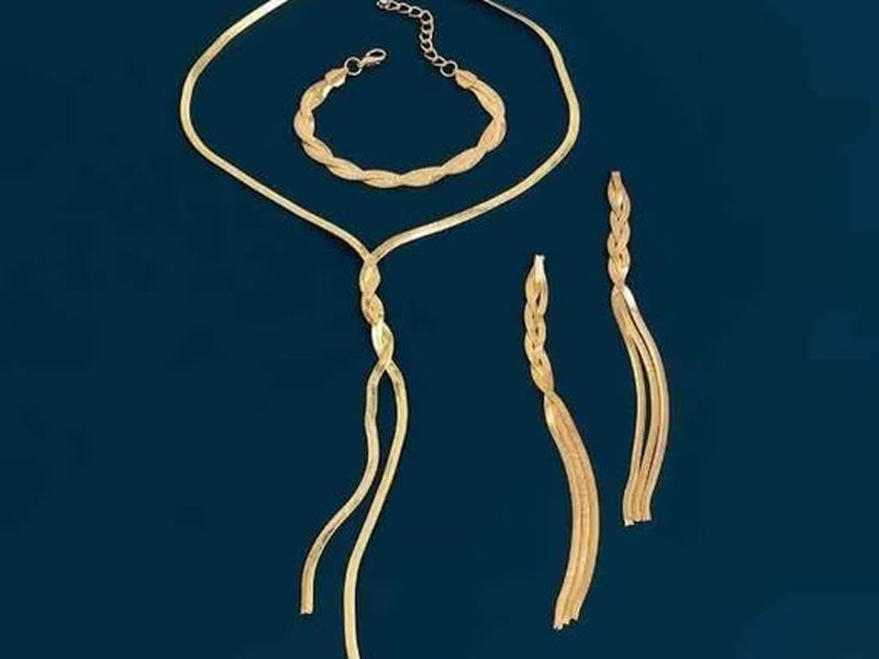 Ensemble collier design