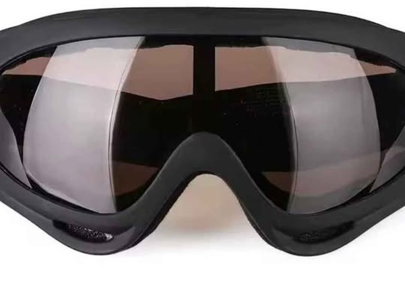 Lunette paravent pour conduite